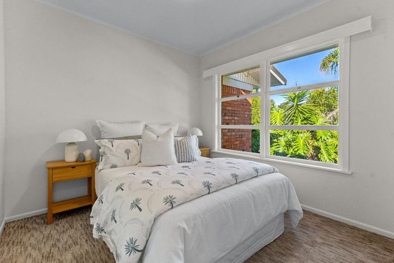 Photo of property in 2/22 Margaret Place, Milford, Auckland, 0620