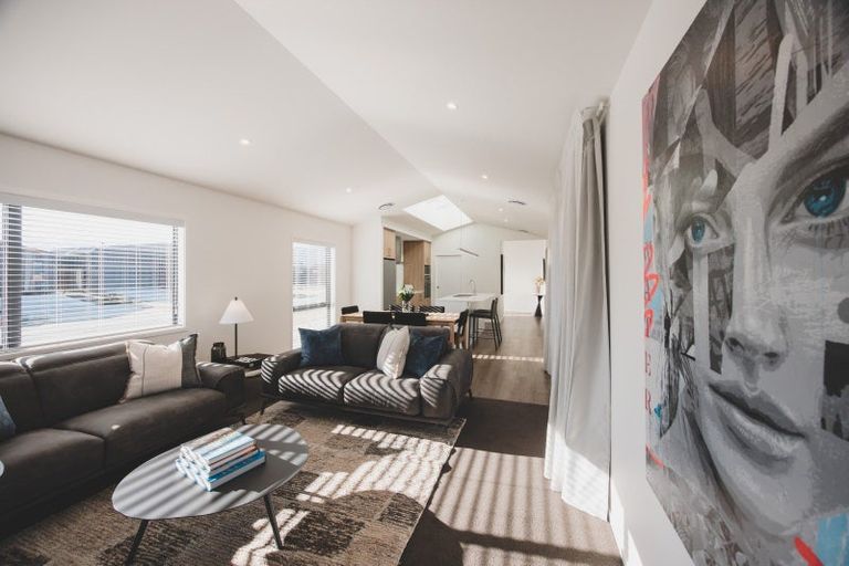 Photo of property in 1 Pinn Street, Lake Hawea, 9382