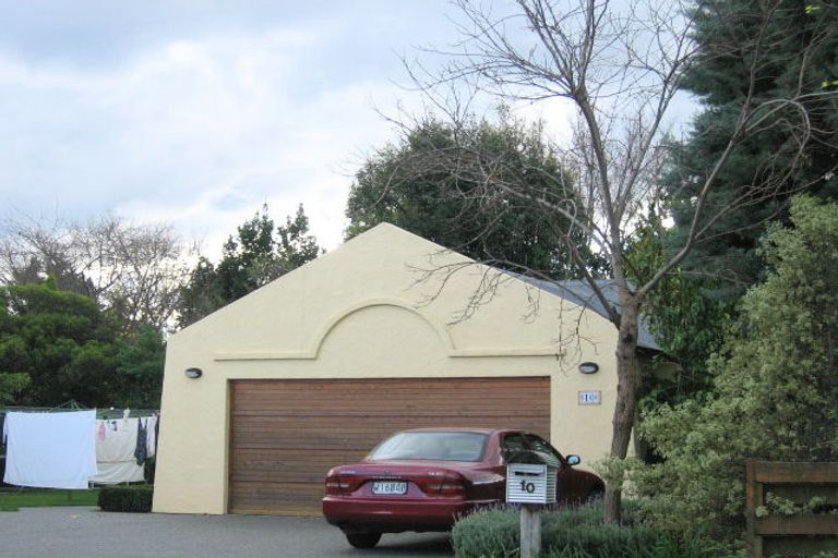 Photo of property in 10 Ross Place, Greenmeadows, Napier, 4112