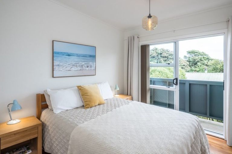 Photo of property in 6 Jeep Road, Raumati South, Paraparaumu, 5032