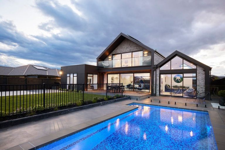 Photo of property in 13 Karere Avenue, Marshland, Christchurch, 8083