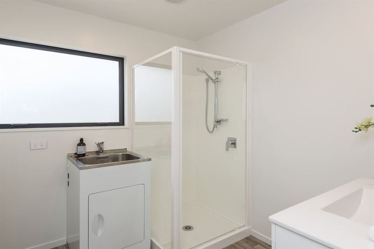 Photo of property in 3/129 Aikmans Road, Merivale, Christchurch, 8014