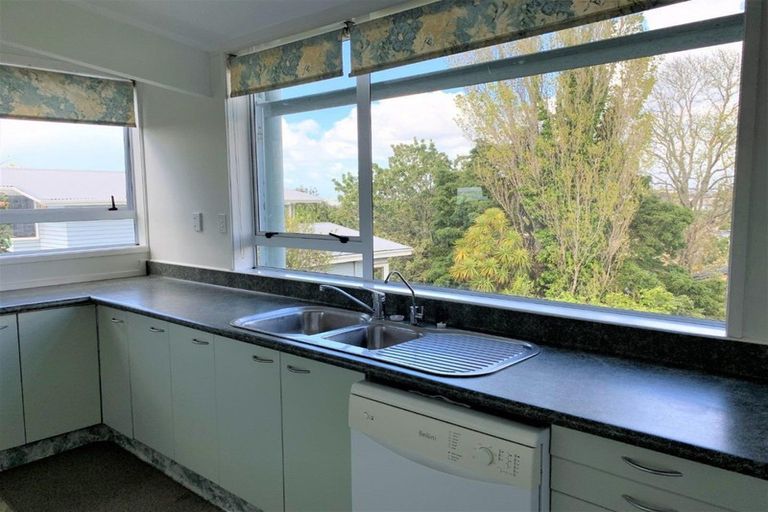 Photo of property in 145 Bleakhouse Road, Mellons Bay, Auckland, 2014