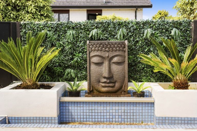 Photo of property in 36 Kawiu Road, Levin, 5510