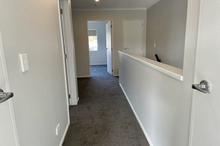 Photo of property in 49 O'meara Street, Swanson, Auckland, 0614