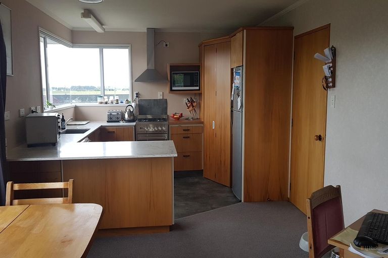 Photo of property in 19 Timaru Road, Waimate, 7924