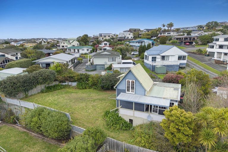 Photo of property in 9 Merehai Place, Snells Beach, 0920