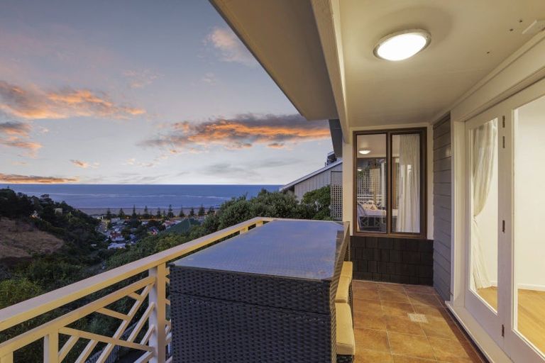 Photo of property in 97 Richmond Hill Road, Richmond Hill, Christchurch, 8081