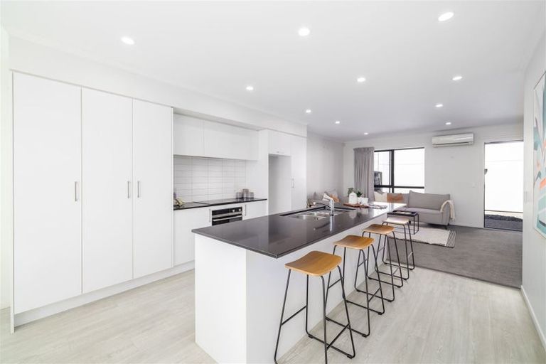 Photo of property in 14 Brian Keogh Lane, Wigram, Christchurch, 8025