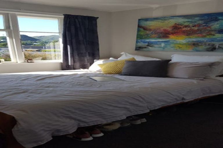 Photo of property in 72 Warwick Street, Wilton, Wellington, 6012