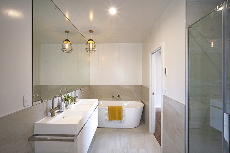 Photo of property in 12 Waireka Road, Rototuna North, Hamilton, 3210