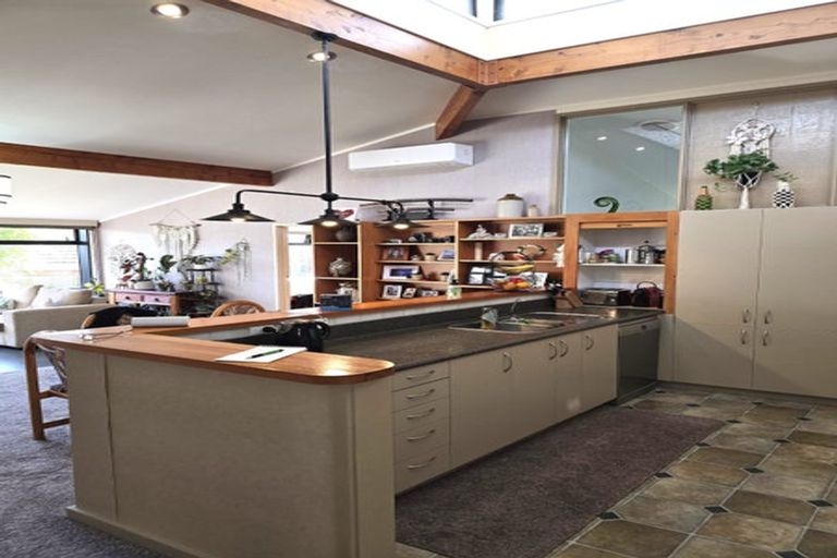 Photo of property in 18 Ruamoana Place, Omokoroa, 3114