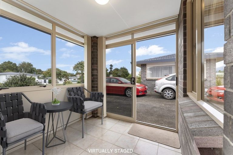 Photo of property in 2/7 Mahoe Street, Strandon, New Plymouth, 4312