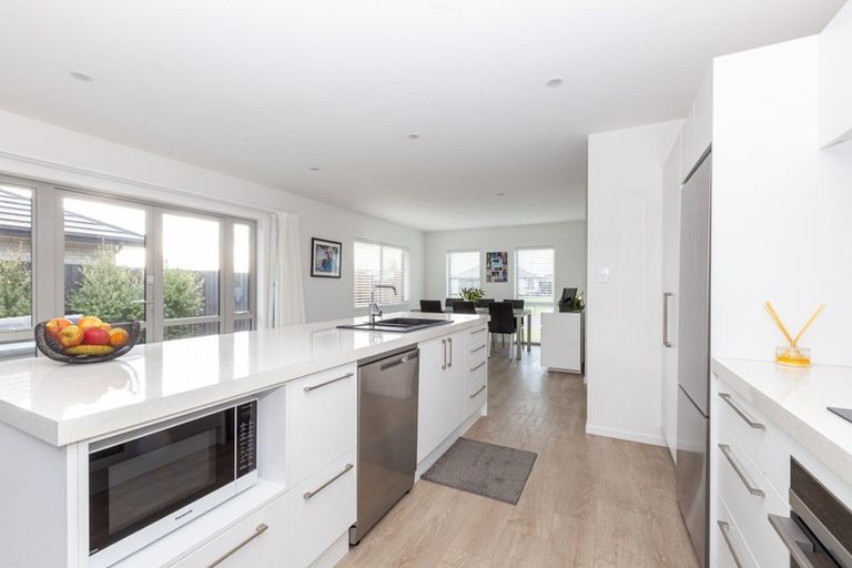 Photo of property in 10 Merino Street, Marshland, Christchurch, 8083