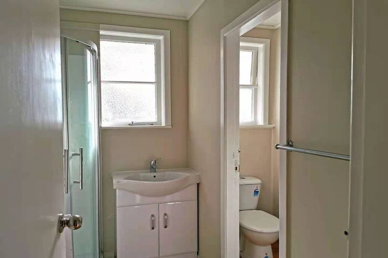 Photo of property in 1/17 Astley Avenue, New Lynn, Auckland, 0600