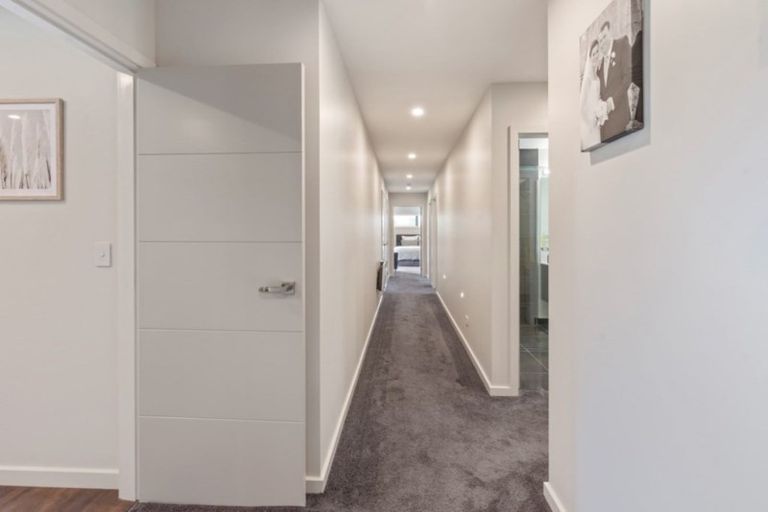 Photo of property in 18 Ohau Gravels Way, Ohau, Levin, 5570