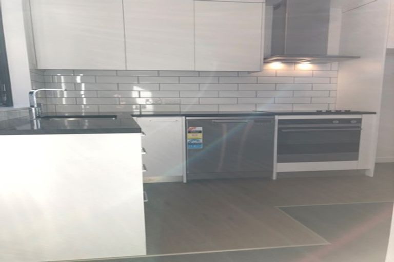 Photo of property in 15/20 Trent Street, Island Bay, Wellington, 6023