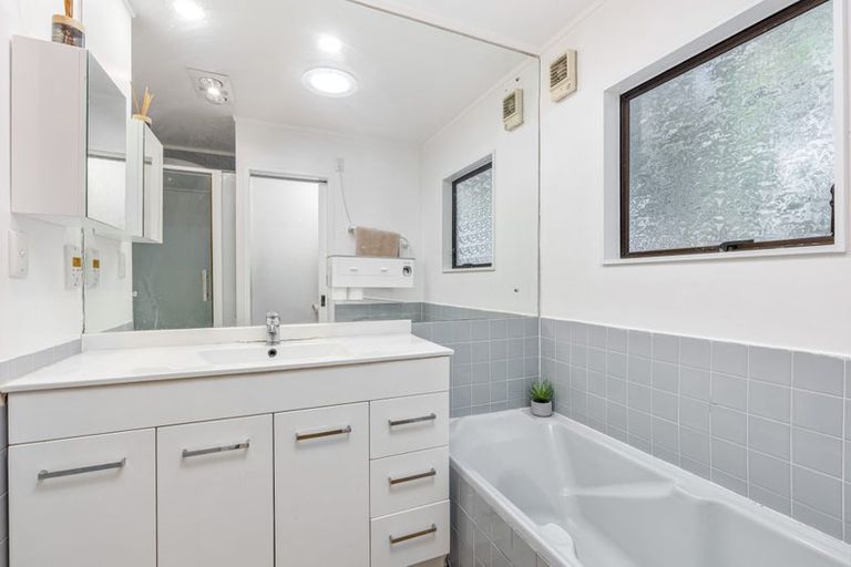 Photo of property in 1/46 Ngataringa Road, Devonport, Auckland, 0624