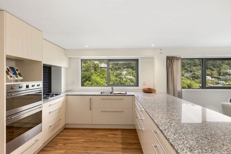 Photo of property in 13 Russo Terrace, Eastbourne, Lower Hutt, 5013