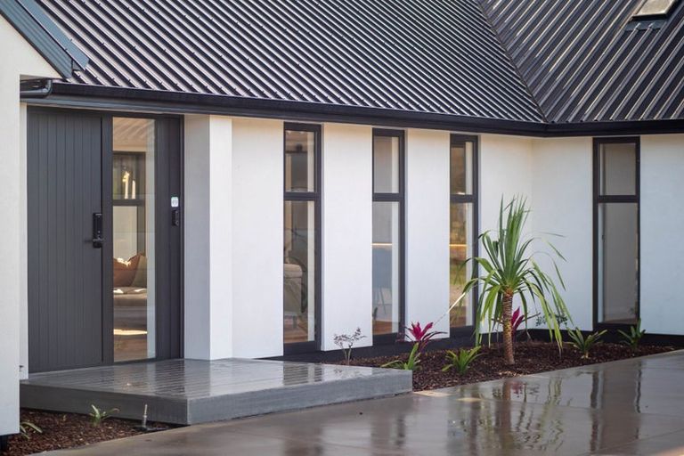 Photo of property in 2 Tareha Place, Kerikeri, 0230