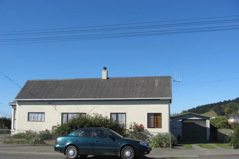 Photo of property in 53 Wharfe Street, South Hill, Oamaru, 9400