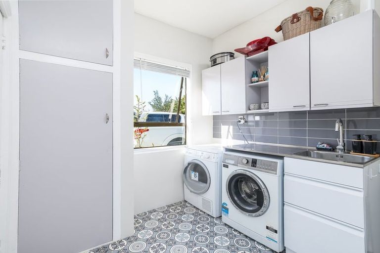 Photo of property in 253 Molloys Road, Waimate, 7980