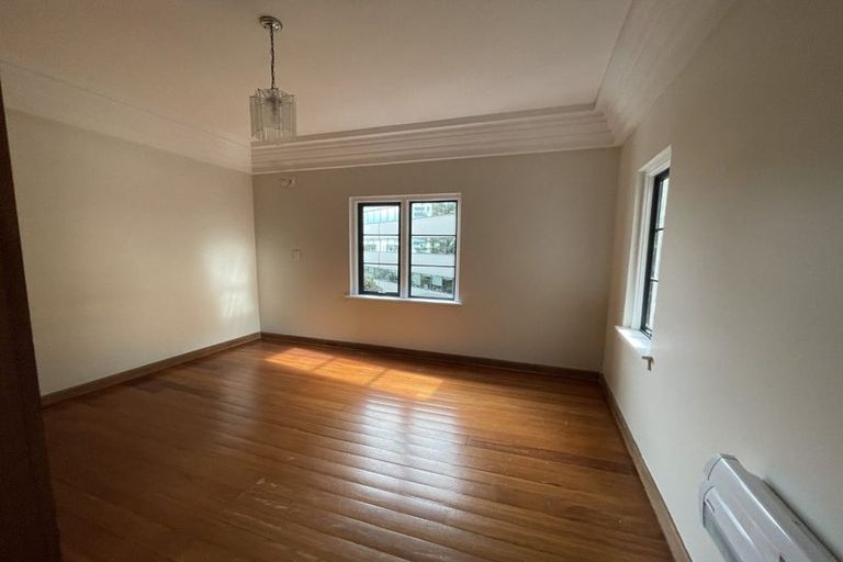 Photo of property in Westhaven Apartments, 11/127 Molesworth Street, Thorndon, Wellington, 6011