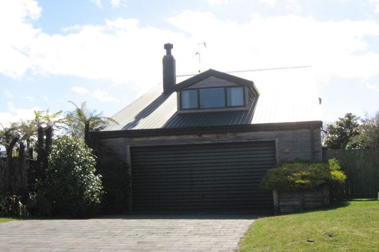 Photo of property in 36 Oruatua Avenue, Tauranga Taupo, Turangi, 3382