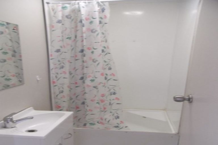 Photo of property in 1/82 Huia Road, Papatoetoe, Auckland, 2025