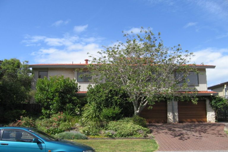 Photo of property in 3 Peregrine Place, Birkenhead, Auckland, 0626