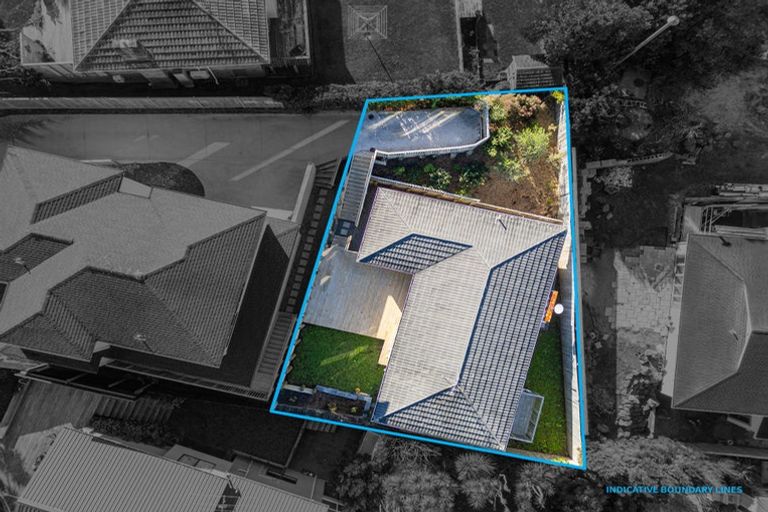 Photo of property in 34 Cassino Street, Bayswater, Auckland, 0622