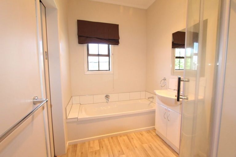 Photo of property in 4 Melton Place, Tokoroa, 3420