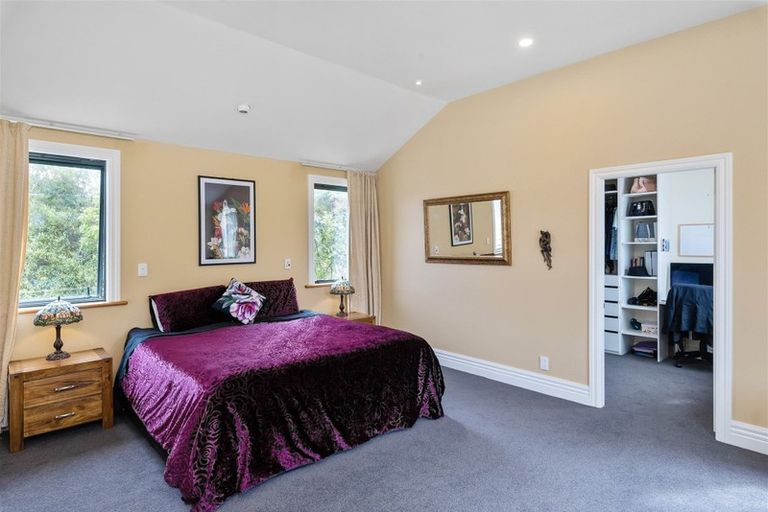 Photo of property in 1 Corrondella Grove, Belmont, Lower Hutt, 5010