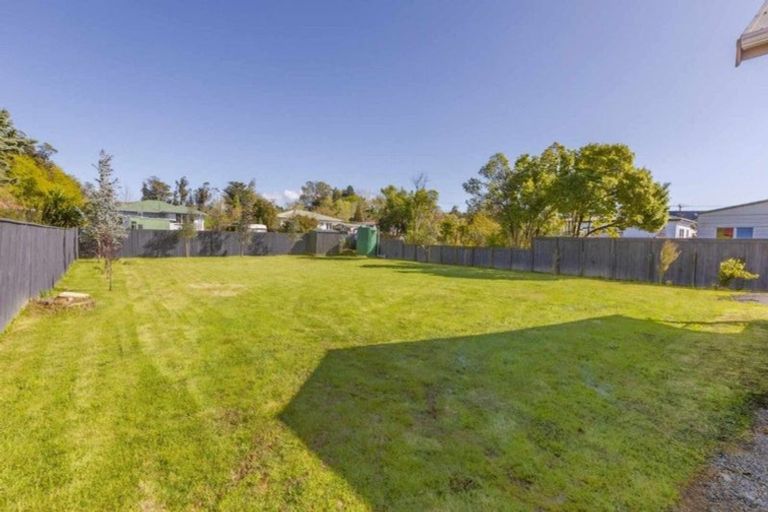Photo of property in 28 Watts Street, Waipawa, 4210
