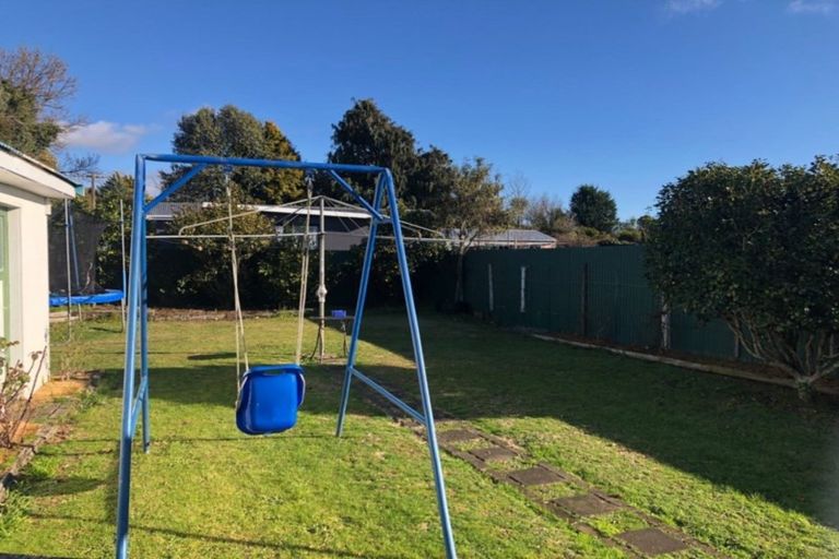 Photo of property in 61 Mako Mako Road, Levin, 5510