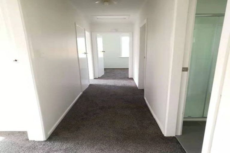 Photo of property in 107 Parkvale Road, Karori, Wellington, 6012