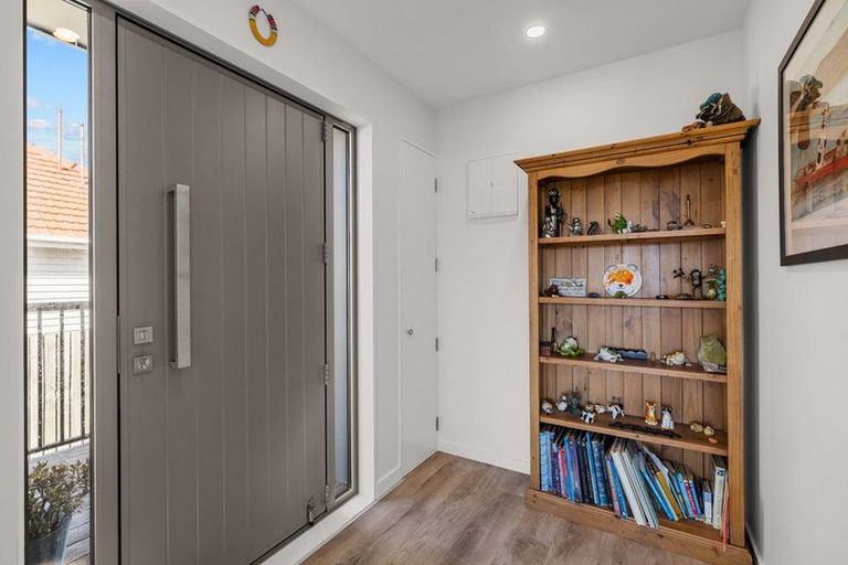 Photo of property in 86 Bridge Street, New Brighton, Christchurch, 8061