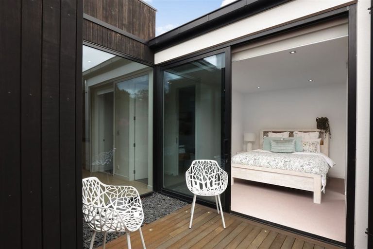 Photo of property in 18 Roa Road, Fendalton, Christchurch, 8041