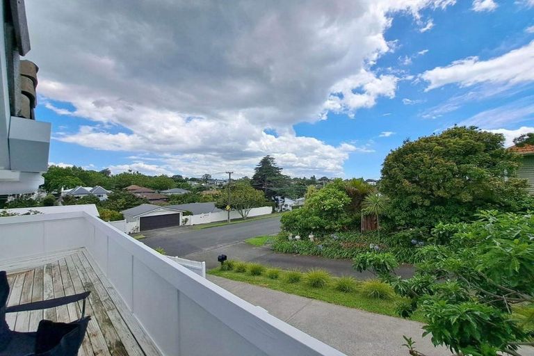 Photo of property in 2/21 Kelvin Road, Remuera, Auckland, 1050