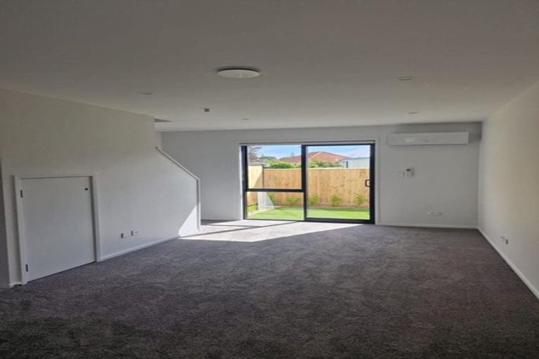 Photo of property in 6/4 Johnston Grove, Taita, Lower Hutt, 5011