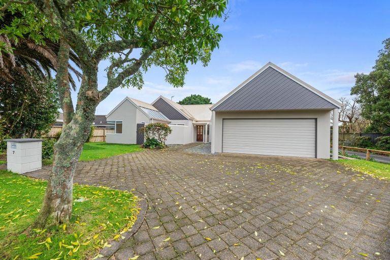 Photo of property in 7 Plateau Heights, Mount Maunganui, 3116