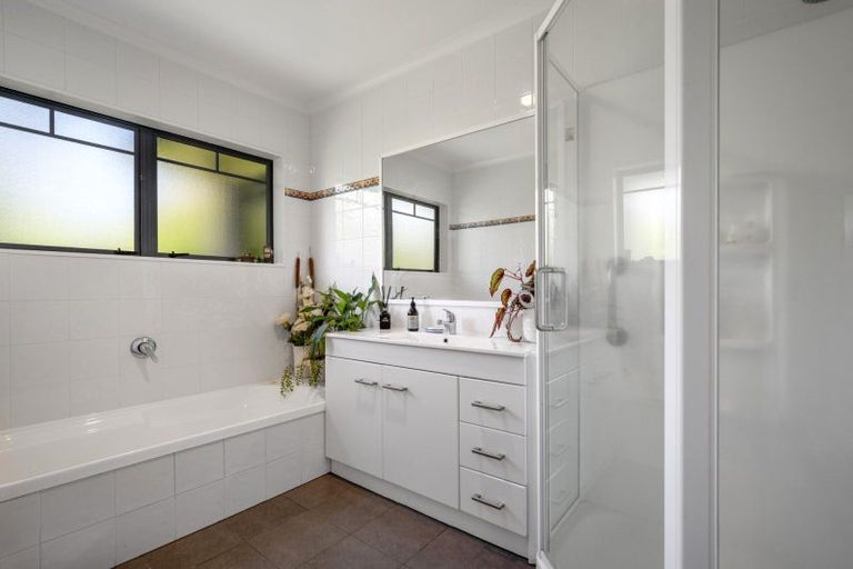 Photo of property in 10 Finlayson Place, Welcome Bay, Tauranga, 3112