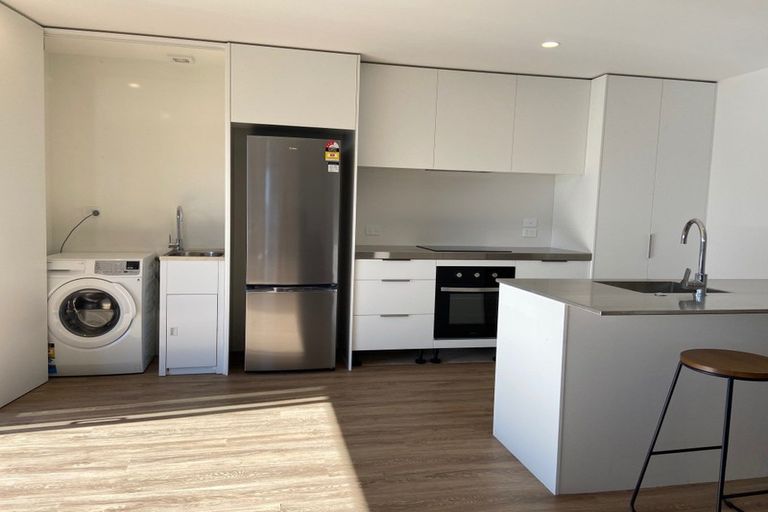 Photo of property in 146 Molesworth Street, New Plymouth, 4312