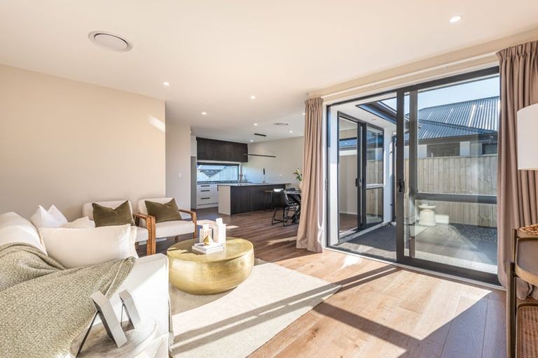 Photo of property in 12 Allied Road, Halswell, Christchurch, 8025