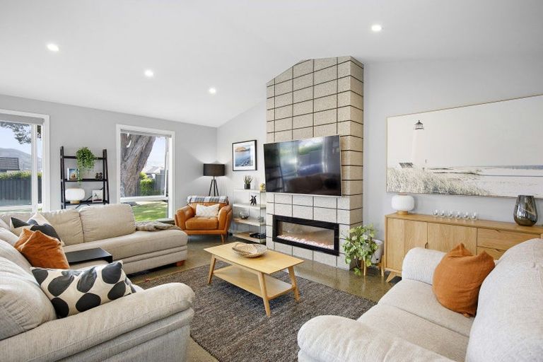 Photo of property in 36 Hopkirk Avenue, Wallaceville, Upper Hutt, 5018