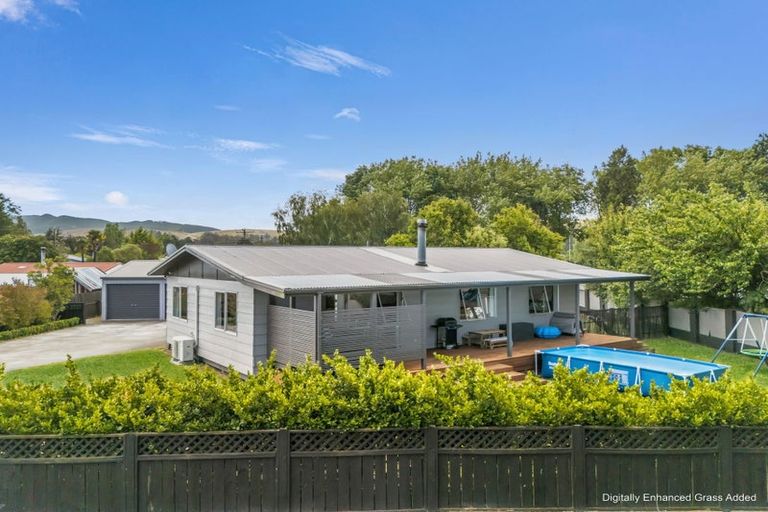 Photo of property in 24 Henderson Street, Otane, 4202