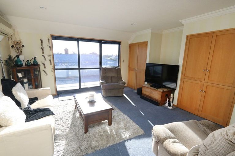 Photo of property in 83 Park Street, Ashburton, 7700