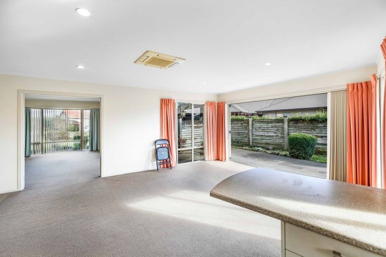 Photo of property in 7 Corfe Castle Lane, Levin, 5510