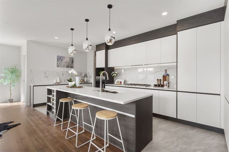 Photo of property in 13 Bremner Ridge Street, Flat Bush, Auckland, 2019