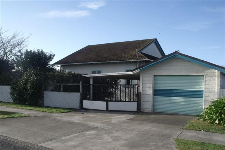 Photo of property in 801 Jervois Street, Mayfair, Hastings, 4122